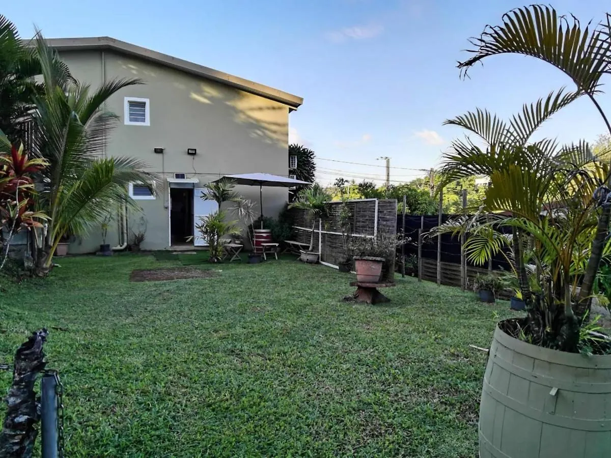 Appartement Moderne Au Lamentin Avec Jardin Clos Et Parking联系方式
